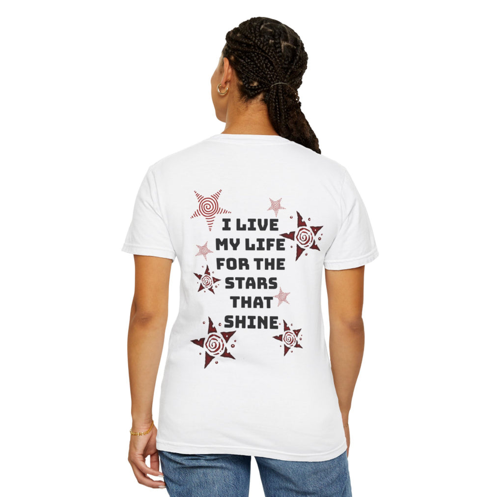 Rock n roll star in red white Shirt! 🎸🌟