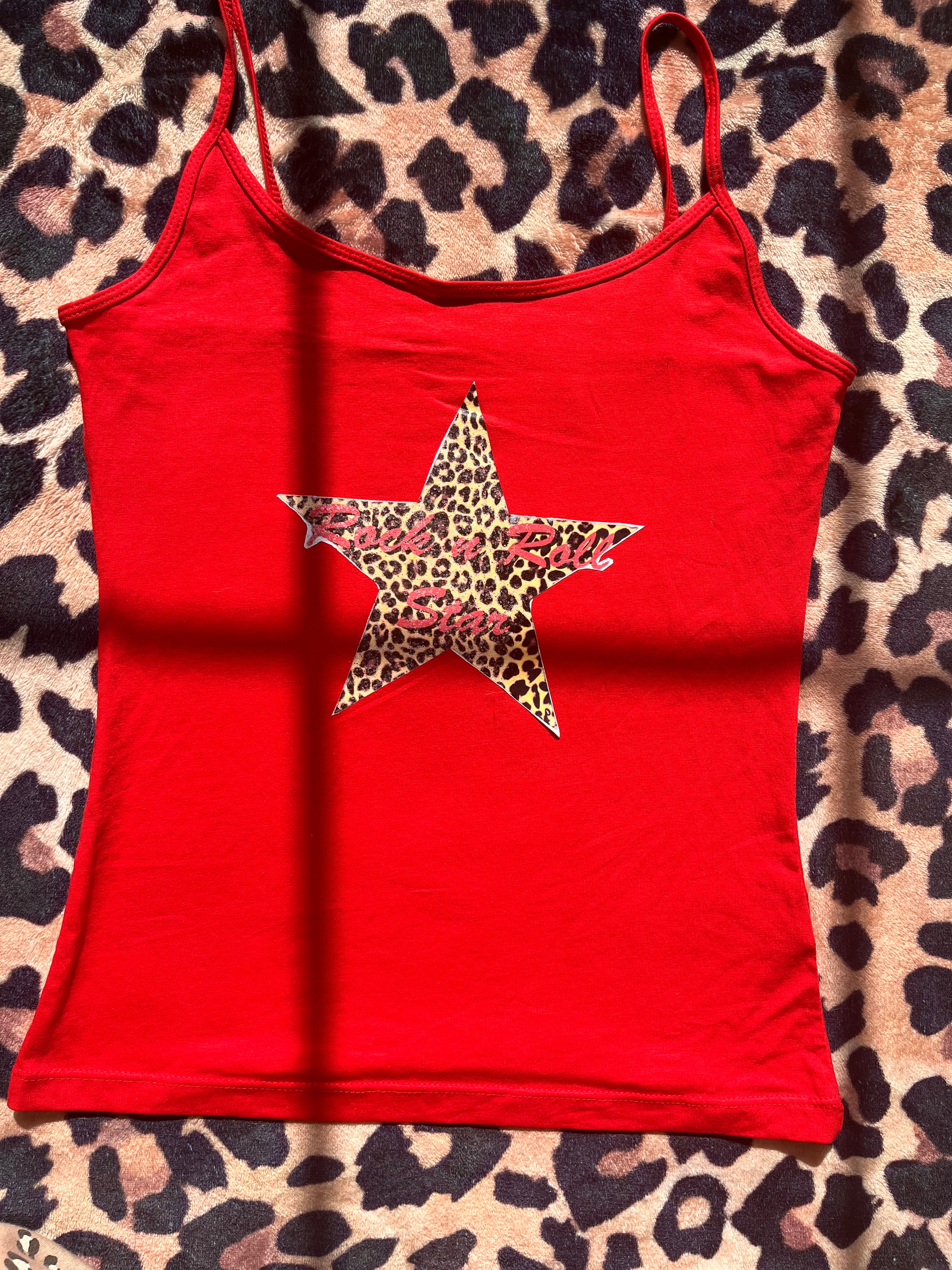 Oasis rock n roll star leopard print heart red tank top! 🐆💋