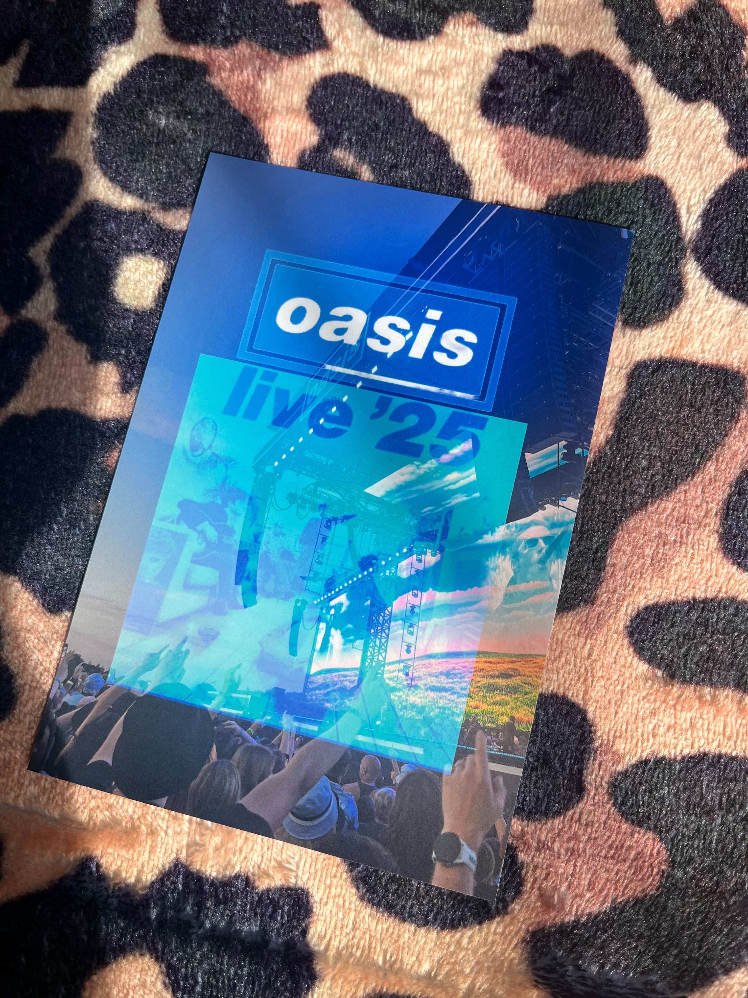 Oasis live ‘25 poster in blue! 🩵