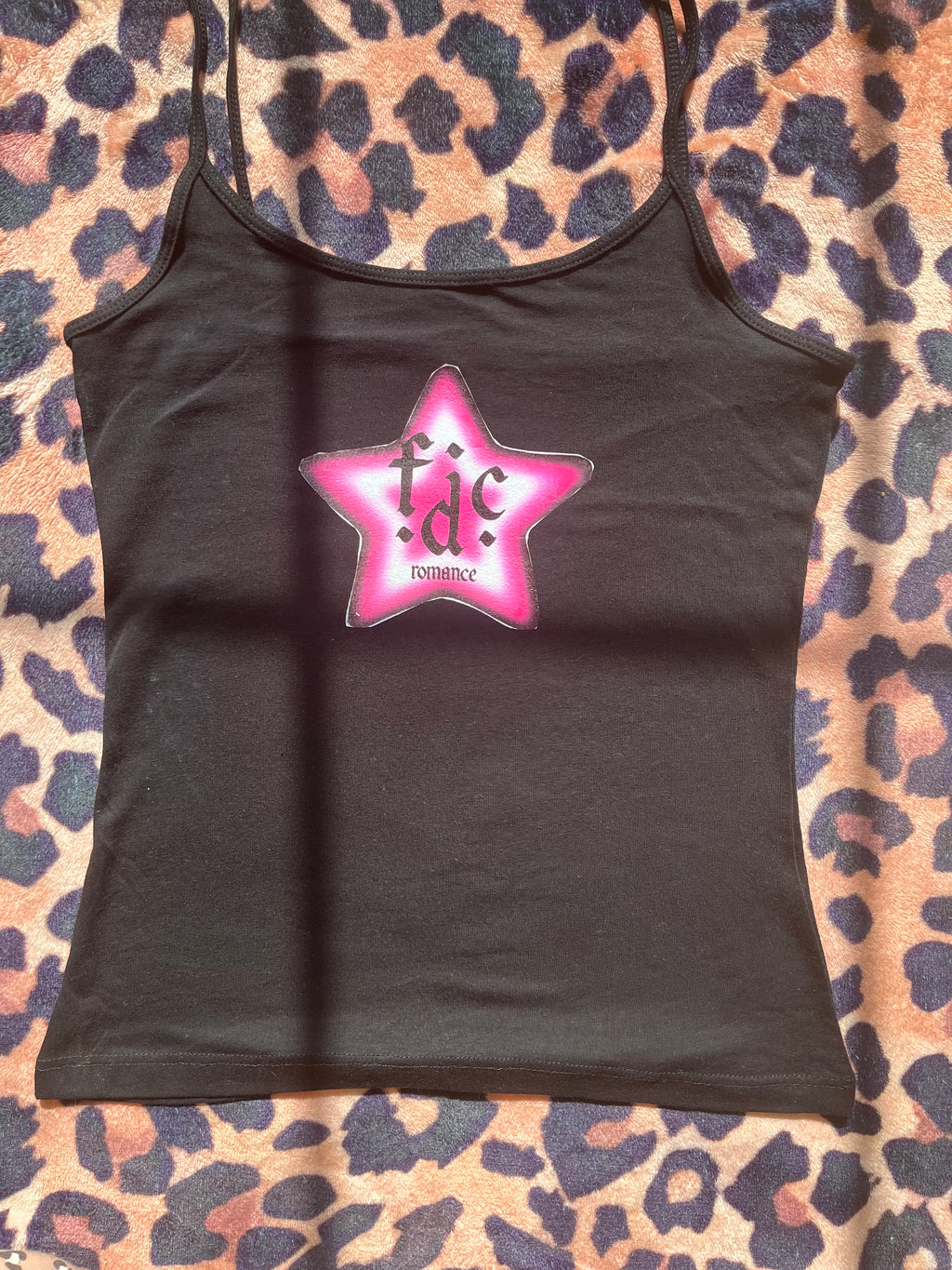 Fontaines DC black tank top with pink star! 💕🌟