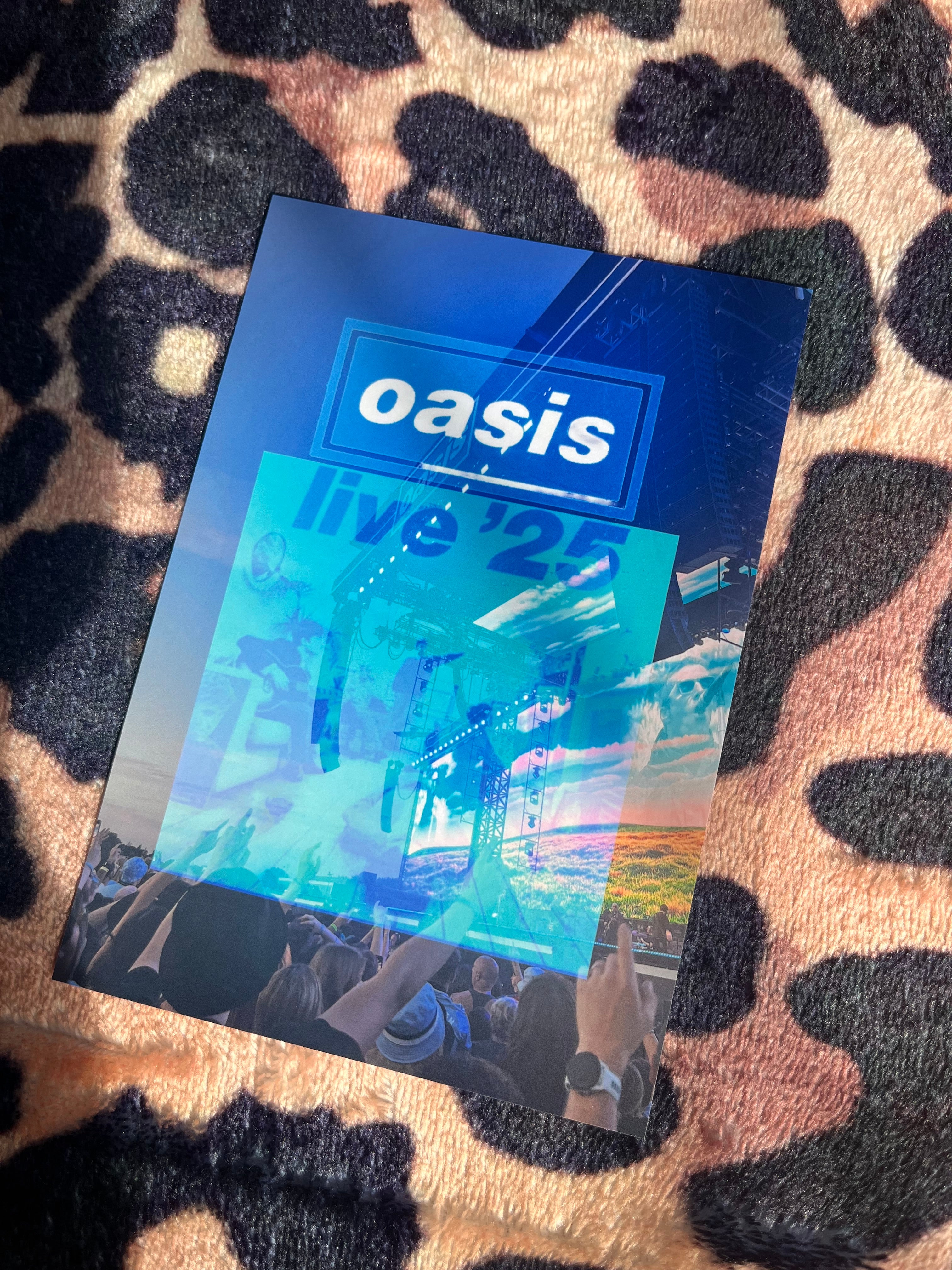 Oasis live ‘25 poster in blue! 🩵