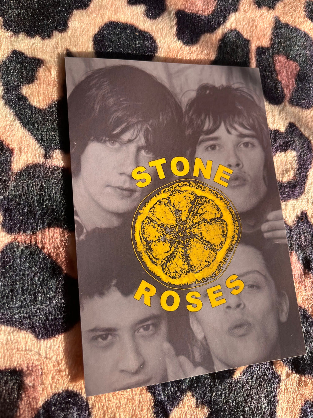 Stone roses poster in yellow! 🍋🎸