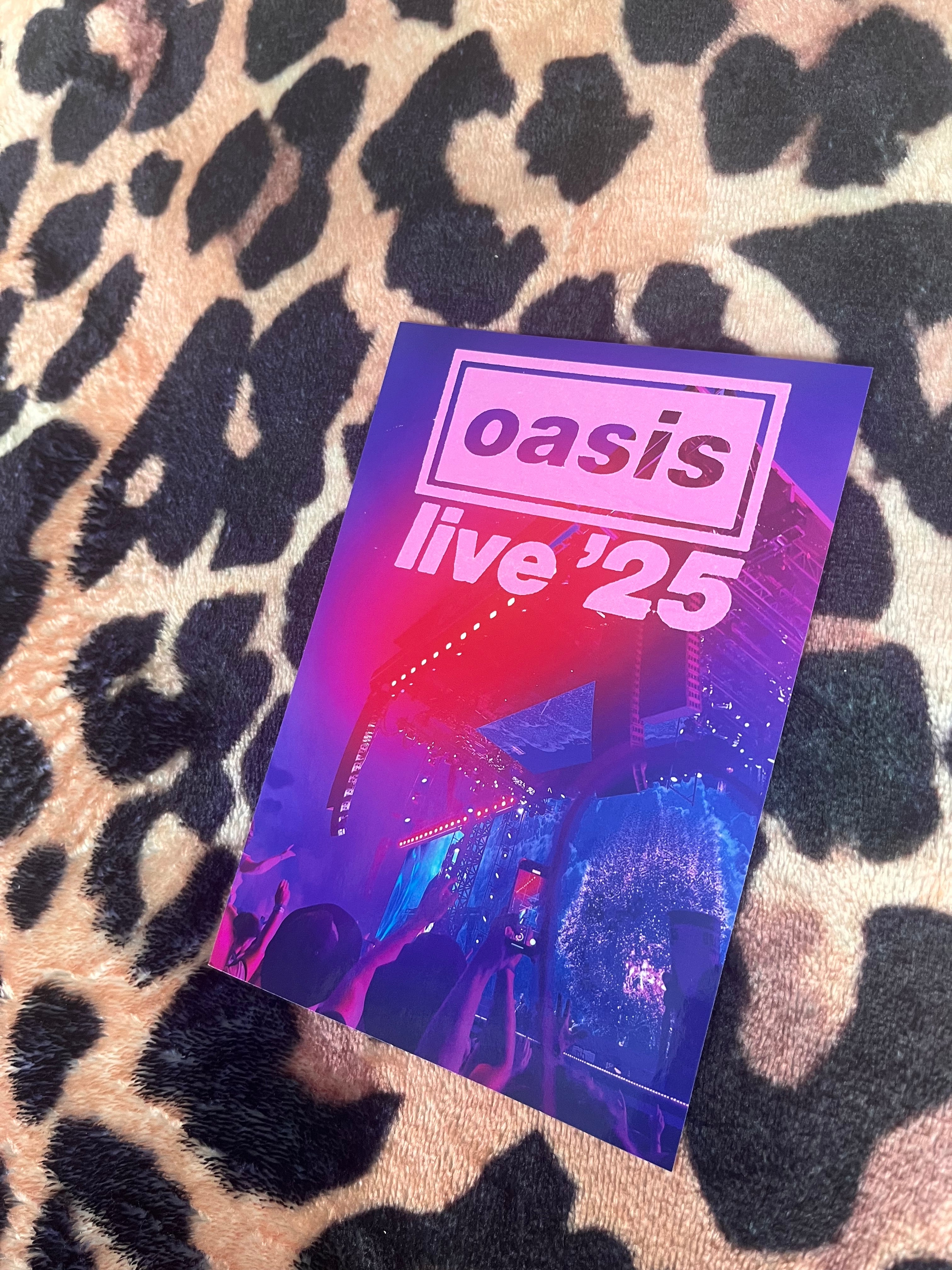 Oasis live 2025 poster pink text! 💕