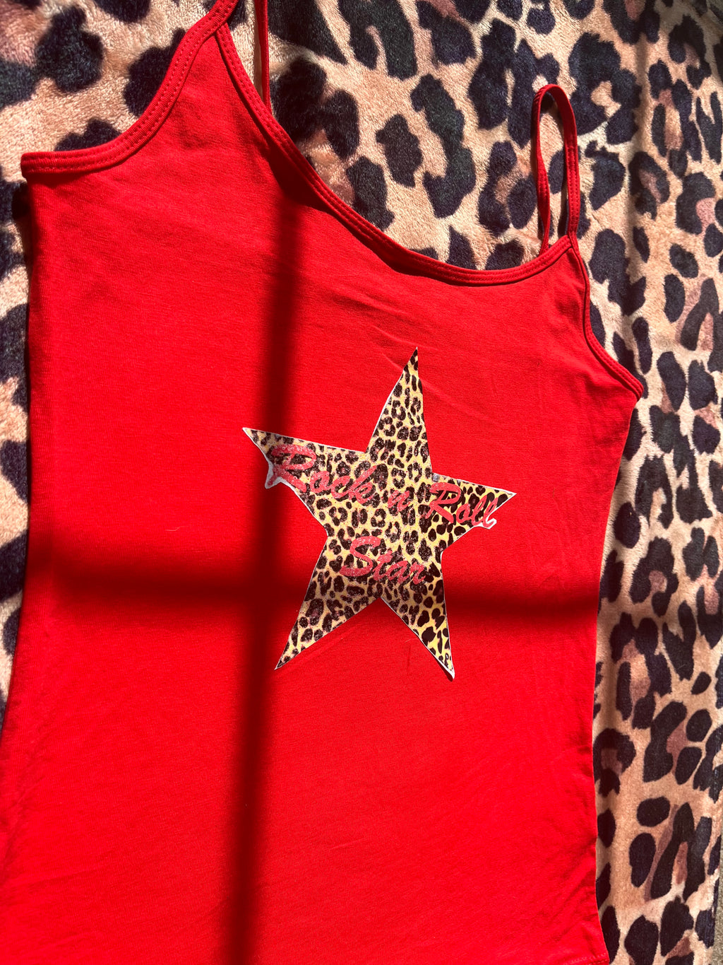 Oasis rock n roll star leopard print heart red tank top! 🐆💋