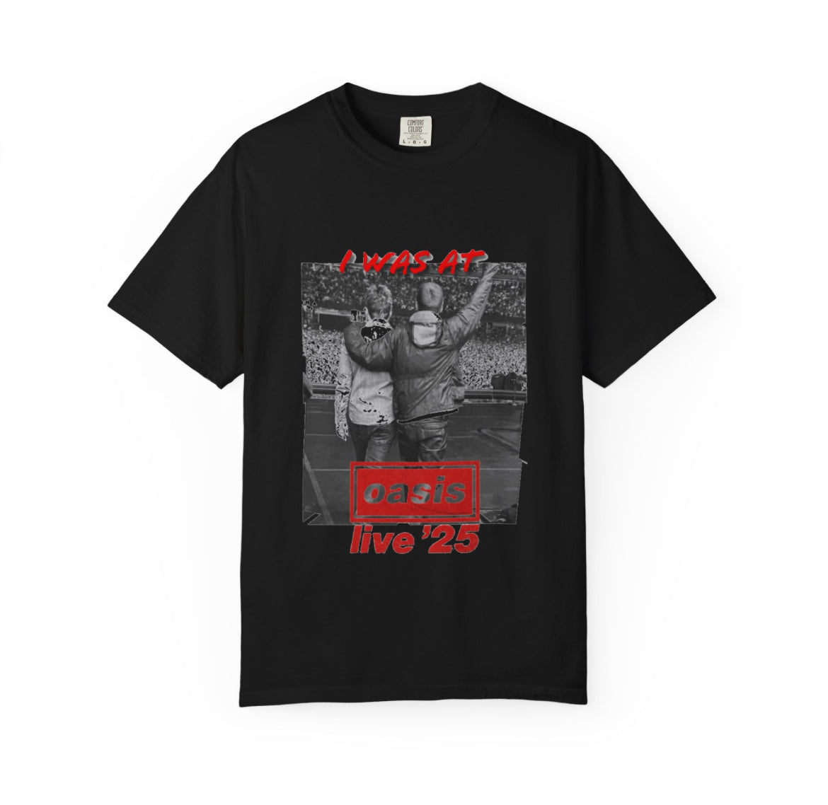 I was at oasis live ‘25 black shirt! 🎸🎶